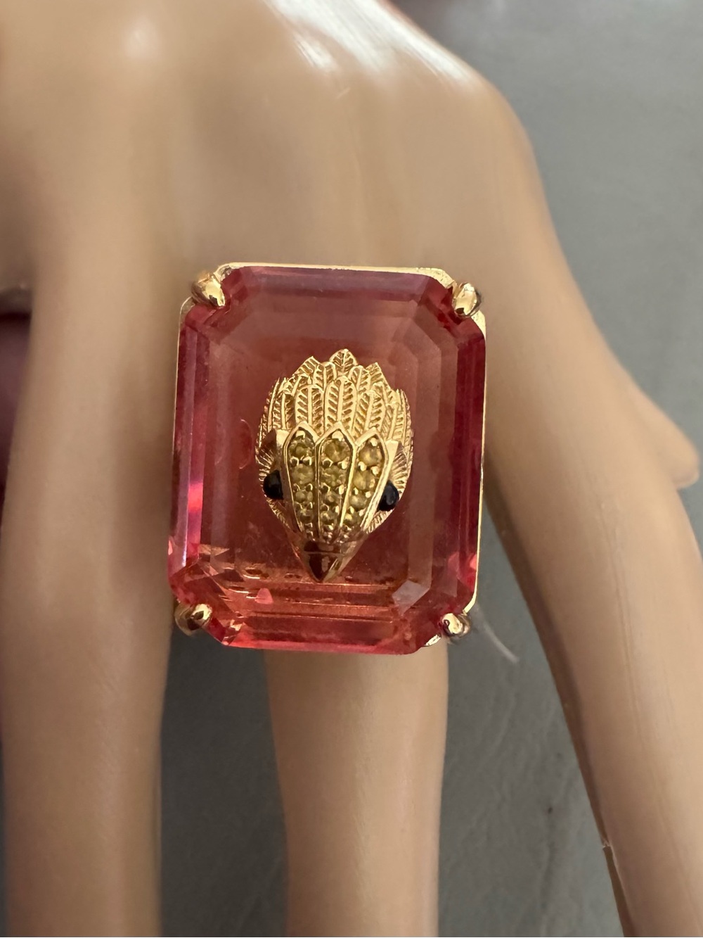 NIB Kurt Geiger Signature Eagle Ring - Picture 2 of 11